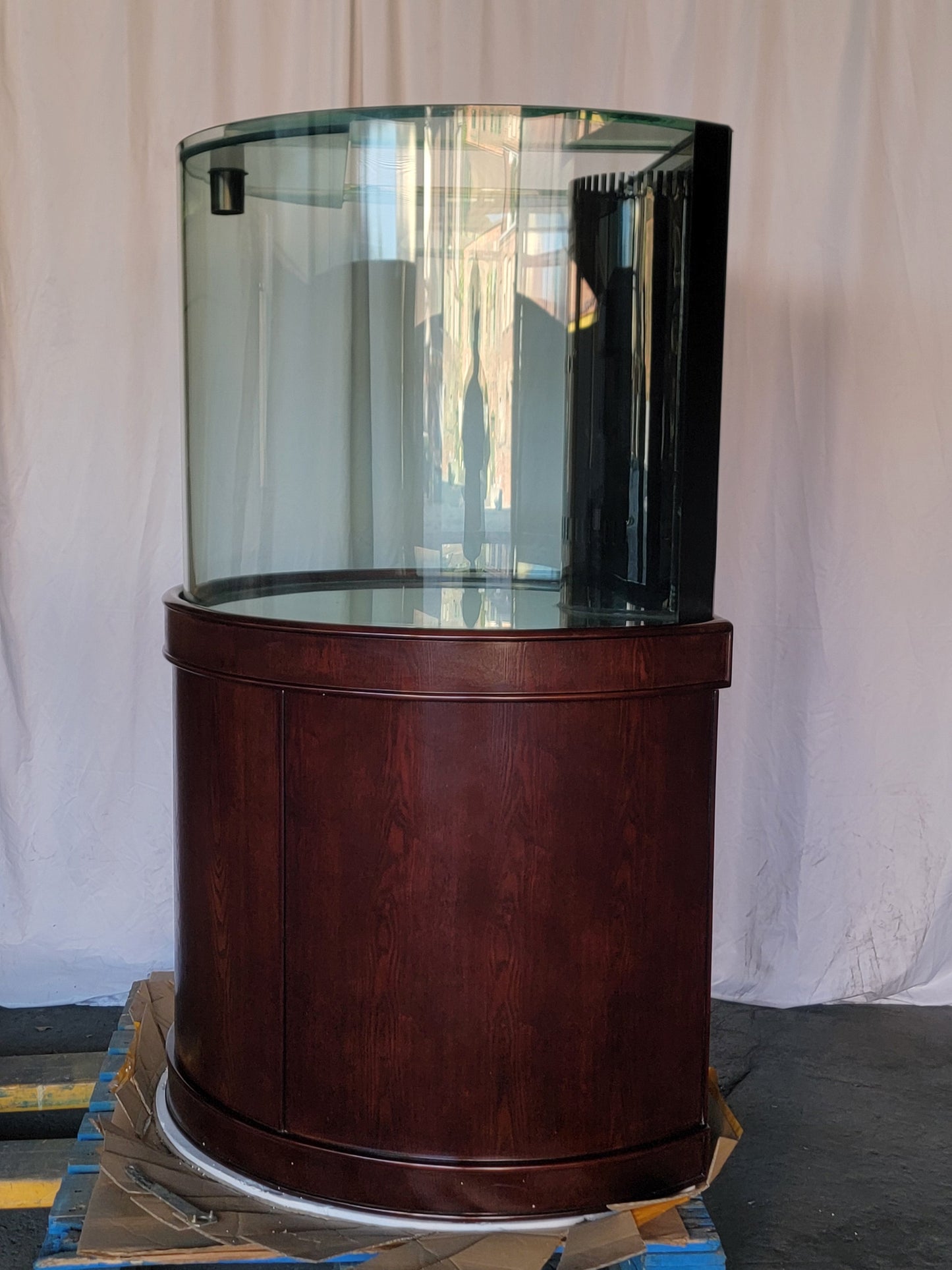 133g 3/4 Cylinder Round Glass Reef-Ready Aquarium Set in Rose Cherry Furniture
