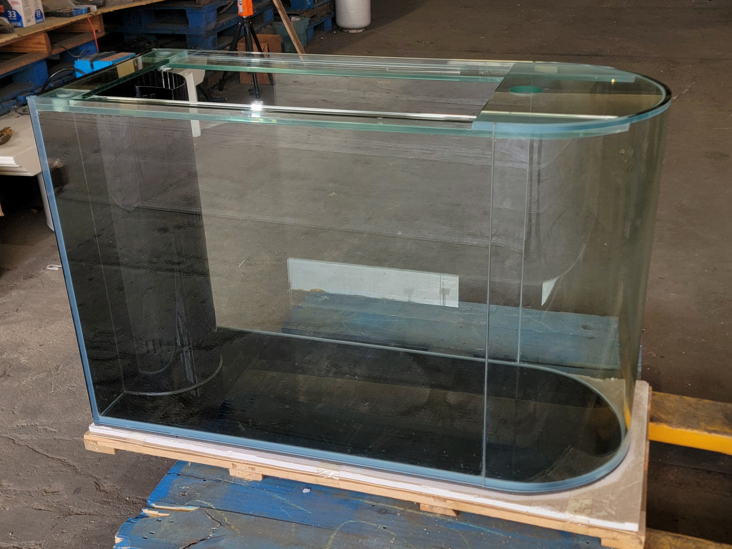 120 Gallon U-Shape Bullnose Peninsula Divider Glass Aquarium Reef-Ready in Premium Cherry Real Wood Furniture