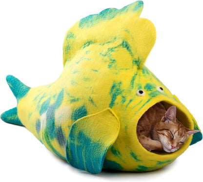 Merino Wool Cat Cave – Handmade Hideaway, 20 Styles