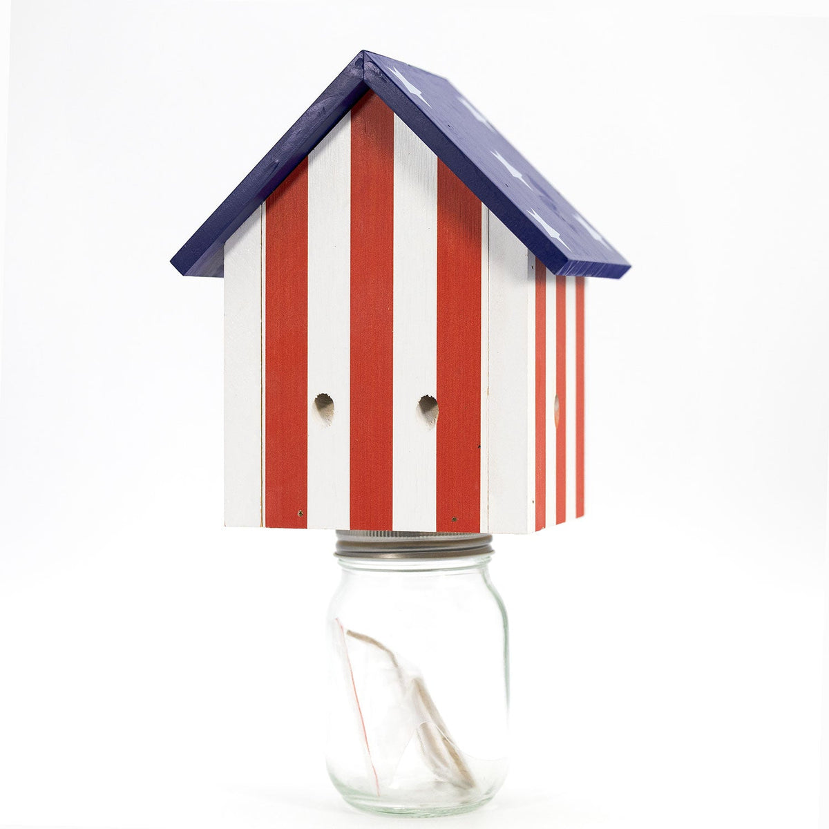 Durable Outdoor Carpenter Bee Trap – Pine Wood, Eco-Friendly, Hanging or Mounting, Multiple Styles