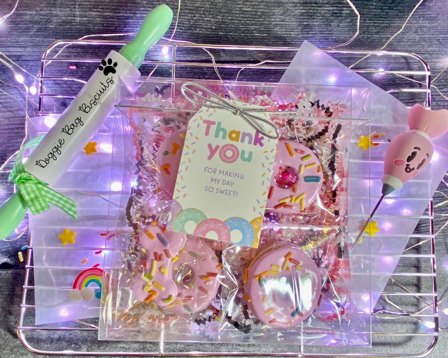 SWEET DONUT DAY™ Gift Box Set — Lookie-a-Tookie™ Donut Dog Treats w/ Tag