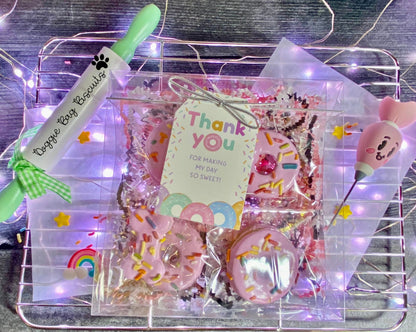 SWEET DONUT DAY™ Gift Box Set — Lookie-a-Tookie™ Donut Dog Treats w/ Tag