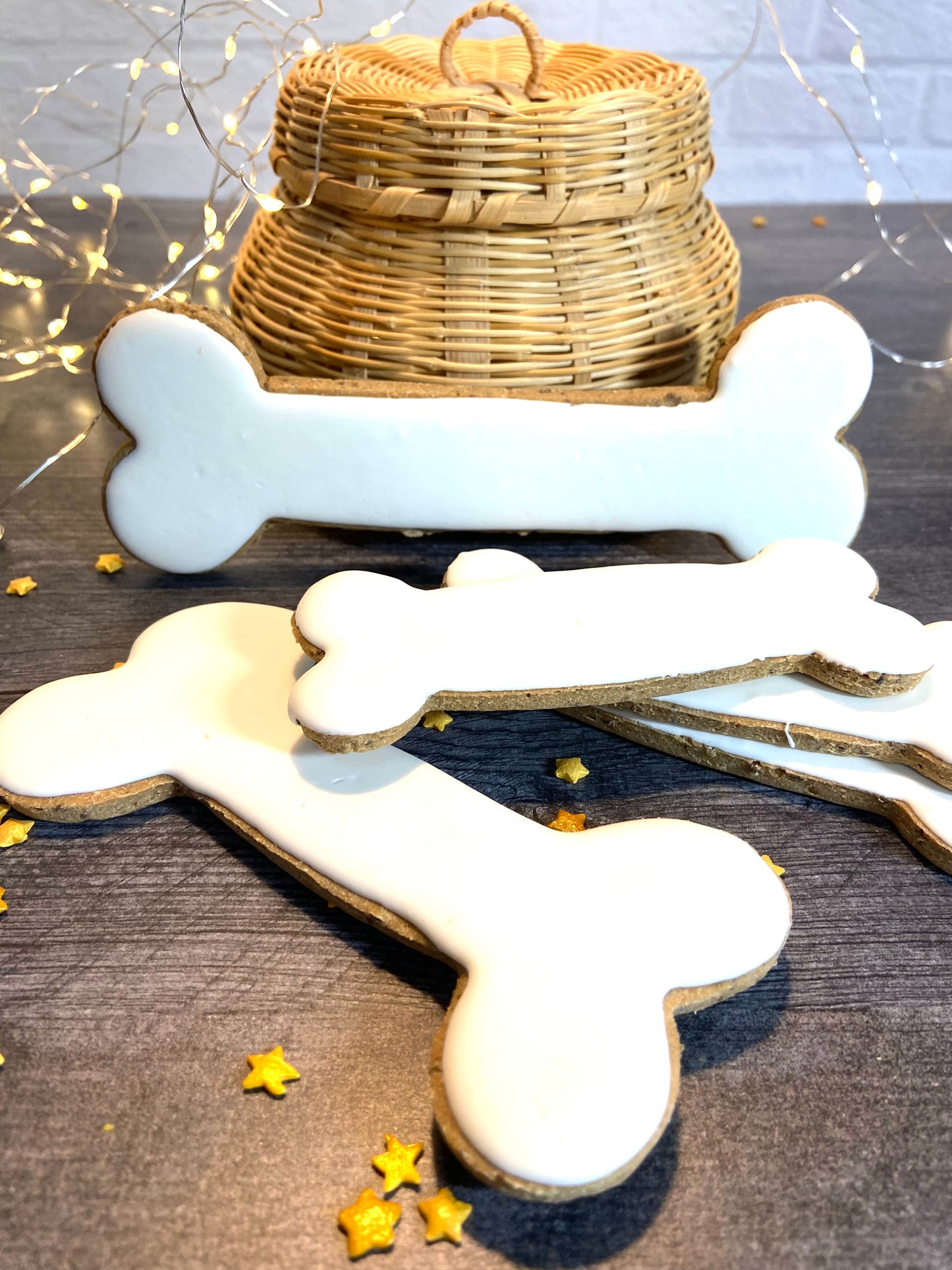“BONE-ANZA™” Gift Set — Certified Lookie-a-Tookie™ Canine Cookies, Large Dog Treat Celebration Gift 🎉🐾