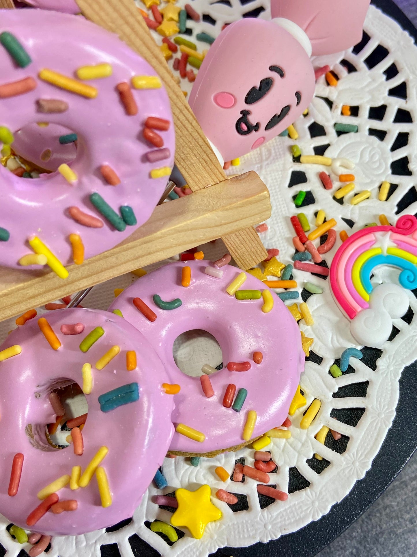 SWEET DONUT DAY™ Gift Box Set — Lookie-a-Tookie™ Donut Dog Treats w/ Tag